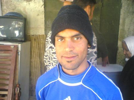hahowa la3ib al khatir maykal a3a